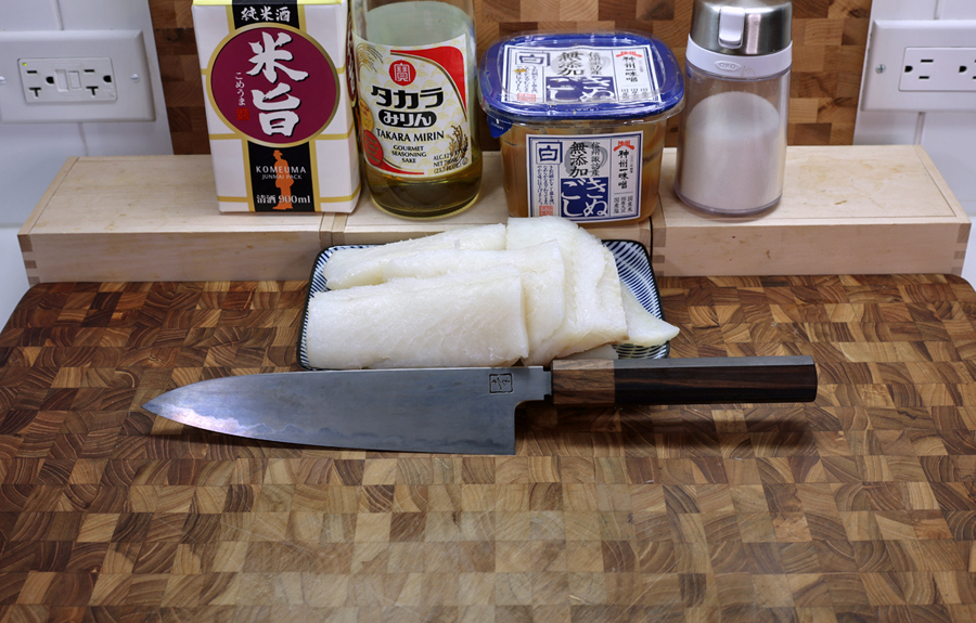How brittle is a Japanese knife - chipping & breaking - ChefPanko